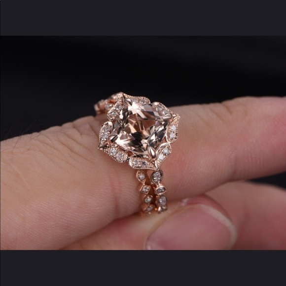 💍 Rose Gold Ring Set - Picture 3 of 6